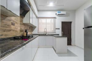 4 bedroom Semi detached Duplex For Rent Lekki Right, Lekki, Lagos Lekki Phase 1 Lagos