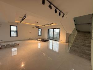 4 bedroom Maisonette For Sale Ikoyi Lagos