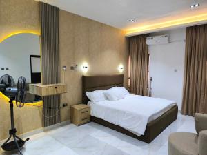 2 bedroom Block Of Flats Short let 28, Onile Aro Street, Ile Pupa Bus Stop Alakia Ibadan Oyo