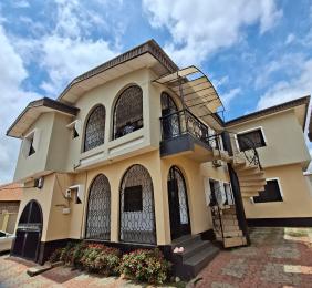 7 bedroom Block Of Flats For Sale Alegongo Akobo Ibadan Oyo