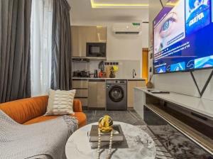 2 bedroom Flat & Apartment Short let Lekki Phase 1 Lagos