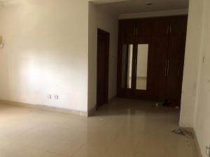 1 bedroom Shared Apartment For Rent Walking Distance From The B/stop Jakande Lekki Lagos