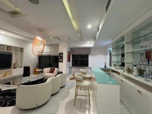 2 bedroom Shared Apartment Short let Old Ikoyi Lagos