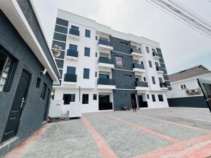 3 bedroom Flat & Apartment For Sale Lekki Phase 1 Lagos