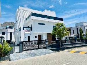 5 bedroom Duplex For Sale Victory Park Estate Osapa Osapa Lekki Lagos