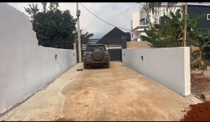 Block Of Flats For Sale 300ft From Ogheghe Tarred Road, Accessible Through Airport Road, Amagba And Sapele Road, Benin City. Benin Edo