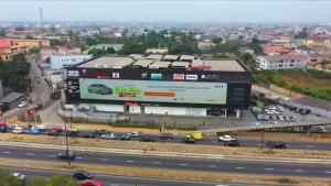 Mall/Complex/Plaza For Sale Ikorodu Road, Maryland, Lagos Maryland Lagos