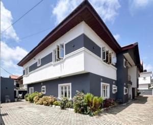 3 bedroom Flat & Apartment For Rent Chevron Drive Lekki Lagos