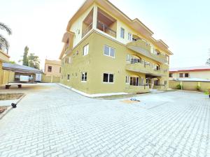4 bedroom Flat & Apartment For Rent Lekki Phase 1 Lagos