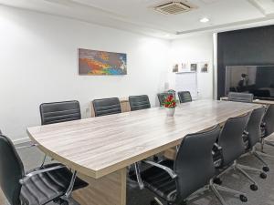 Private Office For Rent Block 10, Plot 2 & 3 Admiralty Way Lekki Phase 1 Lagos