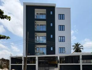 3 bedroom Flat & Apartment For Sale Parkview Estate Ikoyi Lagos