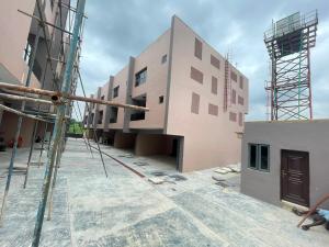 4 bedroom Flat & Apartment For Sale Alaka Estate Ogunlana Surulere Lagos