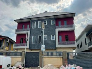 3 bedroom Flat & Apartment For Sale Off Pedro Rd, By Charly Boy Bus Stop Gbagada Phase 2 Lagos