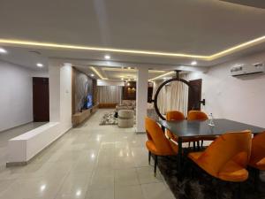 3 bedroom Self Contain Short let Lasode Crescent Idowu Taylor Victoria Island Lagos 3 bedroom Self Contain Short let Lasode Crescent Idowu Taylor Victoria Island Lagos