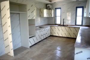 5 bedroom Flat & Apartment For Sale Freedom Way Lekki Phase 1 Lagos