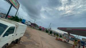 Filling Station For Sale Along Benin–lagos Expressway, Ugbowo, Benin City, Edo State. Benin Edo