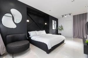 2 bedroom Maisonette Short let Lekki Phase 1 Lagos