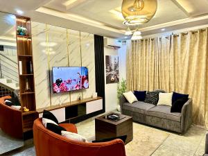 2 bedroom Self Contain Short let Ikate Elegunshi Lekki Phase 2 Lagos 2 bedroom Self Contain Short let Ikate Elegunshi Lekki Phase 2 Lagos