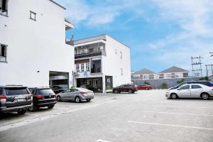 2 bedroom Block Of Flats For Sale Ikate Elegushi Lekki Lagos