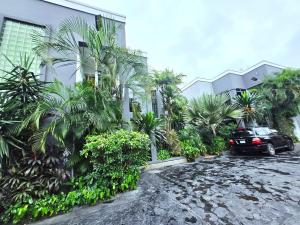 2 bedroom Flat & Apartment For Rent Lekki Phase 1 Lagos