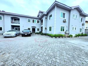 2 bedroom Flat & Apartment For Rent Lekki Phase 1 Lagos