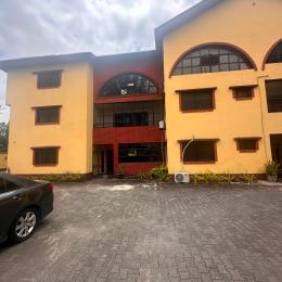 3 bedroom Shared Apartment For Rent Lekki Phase 1 Lagos