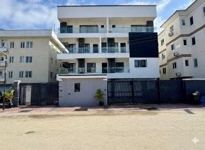 4 bedroom Townhouse For Sale Ikate, Lekki Lagos