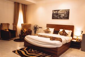 1 bedroom Studio Apartment Short let Guzape Abuja Phase 1 