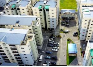 3 bedroom Block Of Flats For Sale Off Freedom Way, Prime Waters Estate Ikate Elegushi Lekki Lagos