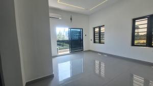 3 bedroom Terrace For Rent Lekki Expressway Lagos