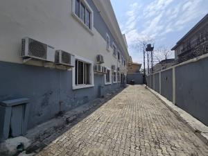 1 bedroom Block Of Flats For Sale Lekki Phase 1 Lagos