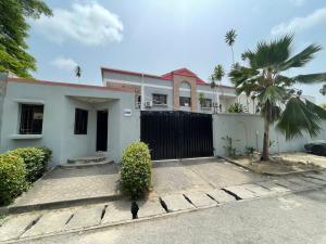 3 bedroom Flat & Apartment For Rent Victoria Island Lagos