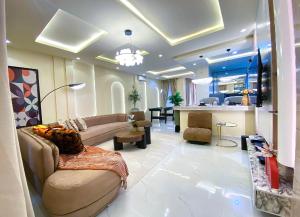 2 bedroom Block Of Flats Short let Lekki Phase 2 Lagos