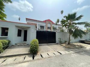 3 bedroom Flat & Apartment For Rent Olugbosi Close Victoria Island Lagos