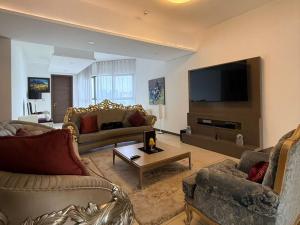 3 bedroom Flat & Apartment For Rent Victoria Island Lagos