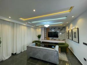 3 bedroom Maisonette Short let Ikeja GRA Lagos