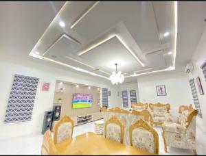 5 bedroom Shared Apartment Short let Chevron Drive Lekki Lagos 5 bedroom Shared Apartment Short let Chevron Drive Lekki Lagos