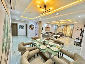 3 bedroom Block Of Flats For Rent Oniru Victoria Island Lagos