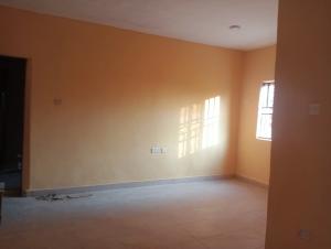 1 bedroom Self Contain For Rent Bankole Estate Magboro Lagos Extension Ogun