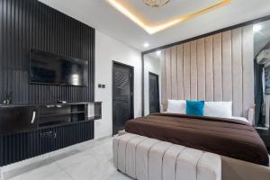 2 bedroom Flat & Apartment Short let Lekki Phase 1 Lagos