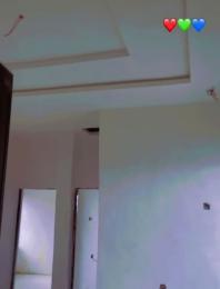 2 bedroom Block Of Flats For Rent Itire-Ikate Surulere Lagos