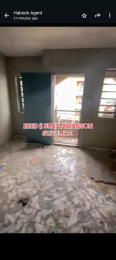 2 bedroom Block Of Flats For Rent Lawanson Surulere Lagos
