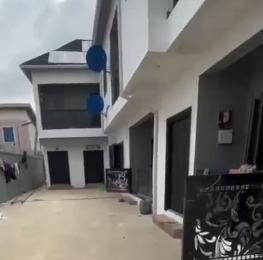2 bedroom Block Of Flats For Rent Itire-Ikate Surulere Lagos