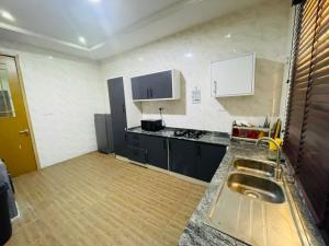Block Of Flats For Rent Oniru, Victoria Island Oniru Victoria Island Lagos Block Of Flats For Rent Oniru, Victoria Island Oniru Victoria Island Lagos