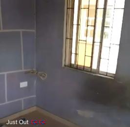 1 bedroom Self Contain For Rent Akoka Yaba Lagos
