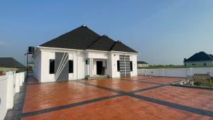 3 bedroom Detached Bungalow For Sale Mowe Ogun area 