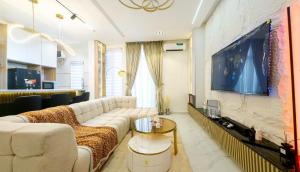 2 bedroom Block Of Flats Short let Enyo Ikate Elegushi Lekki Lagos