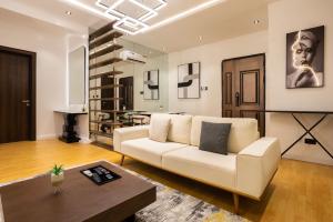 2 bedroom Flat & Apartment Short let Lekki Phase 1 Lagos