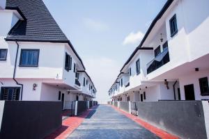 4 bedroom Terrace For Rent Ikoyi Lagos