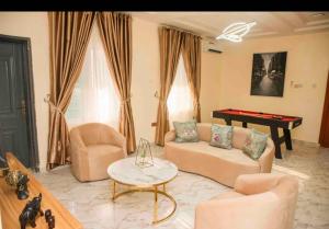 2 bedroom Block Of Flats Short let Ikeja GRA Lagos